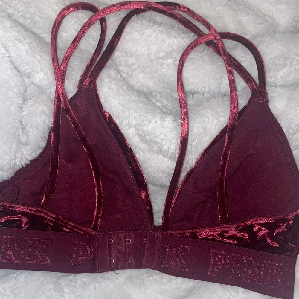 PINK Victoria's Secret Red Velvet Bra - Picture 3 of 5